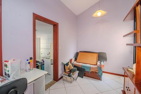 Casa à venda com 173m², 2 quartos e 3 vagas Casa à venda com 173m², 2 quartos e 3 vagasEscritório