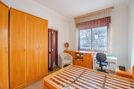 Casa à venda com 173m², 2 quartos e 3 vagas Casa à venda com 173m², 2 quartos e 3 vagasSuíte 1