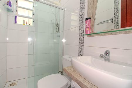 Casa à venda com 173m², 2 quartos e 3 vagas Casa à venda com 173m², 2 quartos e 3 vagasBanheiro da Suíte 2