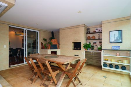 Apartamento à venda com 207m², 4 quartos e 3 vagasVaranda da Sala