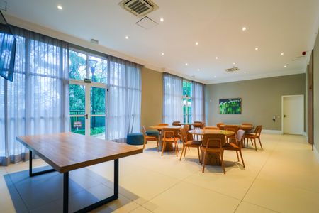 Apartamento à venda com 207m², 4 quartos e 3 vagasÁrea comum - Salão de festas