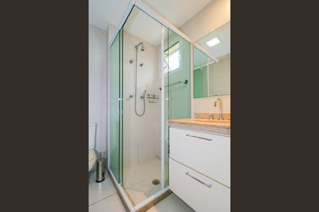 Apartamento à venda com 207m², 4 quartos e 3 vagasBanheiro da Suíte 2