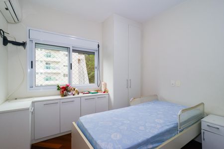 Apartamento à venda com 207m², 4 quartos e 3 vagasSuíte 2