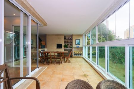 Apartamento à venda com 207m², 4 quartos e 3 vagasVaranda da Sala