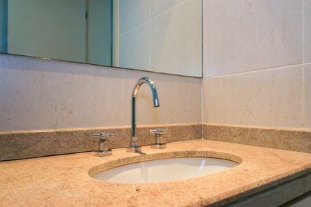 Apartamento à venda com 207m², 4 quartos e 3 vagasBanheiro da Suíte 2