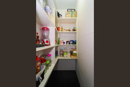 Apartamento à venda com 207m², 4 quartos e 3 vagasDespensa