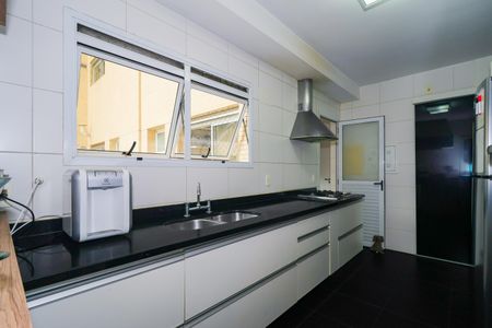 Apartamento à venda com 207m², 4 quartos e 3 vagasCozinha