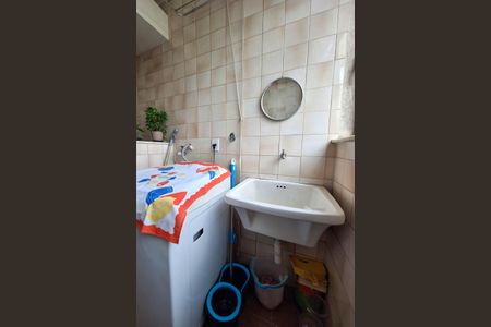 Apartamento à venda com 70m², 2 quartos e sem vaga Apartamento à venda com 70m², 2 quartos e sem vagaÁrea de Serviço