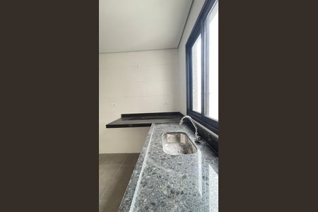 Apartamento à venda com 115m², 2 quartos e 2 vagas Apartamento à venda com 115m², 2 quartos e 2 vagasCozinha