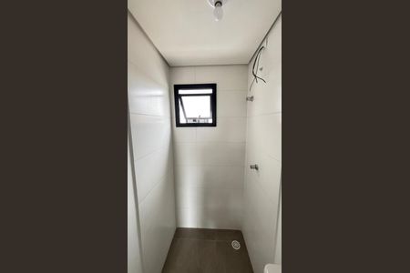 Apartamento à venda com 115m², 2 quartos e 2 vagas Apartamento à venda com 115m², 2 quartos e 2 vagasBanheiro da Suíte