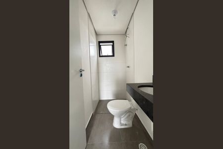 Apartamento à venda com 115m², 2 quartos e 2 vagas Apartamento à venda com 115m², 2 quartos e 2 vagasBanheiro da Suíte