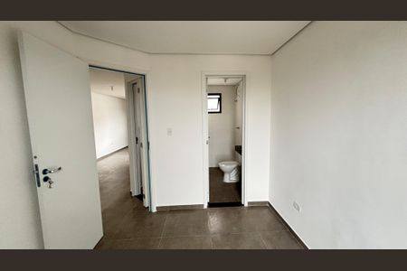 Apartamento à venda com 115m², 2 quartos e 2 vagas Apartamento à venda com 115m², 2 quartos e 2 vagasSuíte