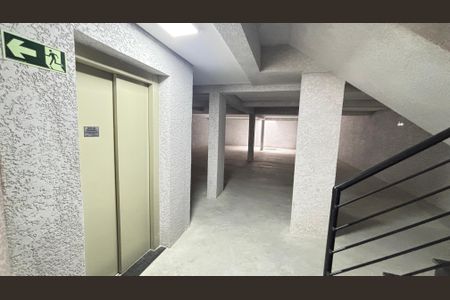Apartamento à venda com 115m², 2 quartos e 2 vagas Apartamento à venda com 115m², 2 quartos e 2 vagasGaragem