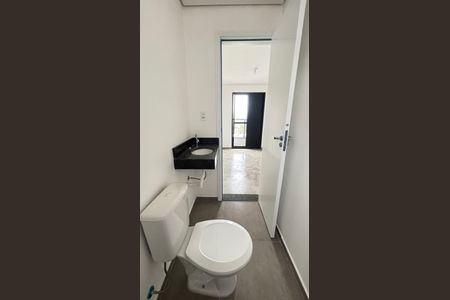 Apartamento à venda com 115m², 2 quartos e 2 vagas Apartamento à venda com 115m², 2 quartos e 2 vagasBanheiro da Suíte