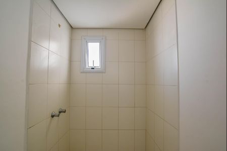 Apartamento à venda com 62m², 3 quartos e 1 vaga Apartamento à venda com 62m², 3 quartos e 1 vagaBanheiro Social