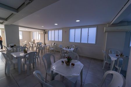 Apartamento para alugar com 48m², 2 quartos e 1 vagaÁrea comum - Salão de festas