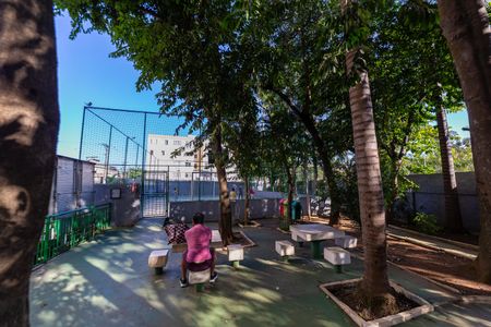 Apartamento para alugar com 48m², 2 quartos e 1 vagaQuadra