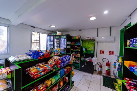 Apartamento para alugar com 48m², 2 quartos e 1 vagaÁrea comum - Mini mercado