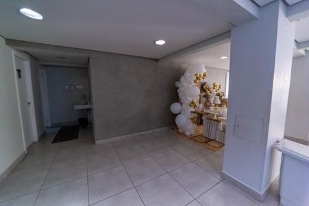 Apartamento para alugar com 48m², 2 quartos e 1 vagaÁrea comum - Salão de festas