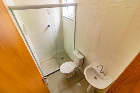 Banheiro Social de kitnet/studio para alugar com 1 quarto, 28m² em Vila Parque Jabaquara, São Paulo