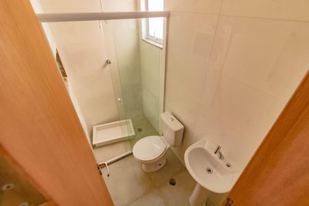 Banheiro Social de kitnet/studio para alugar com 1 quarto, 28m² em Jardim Oriental, São Paulo