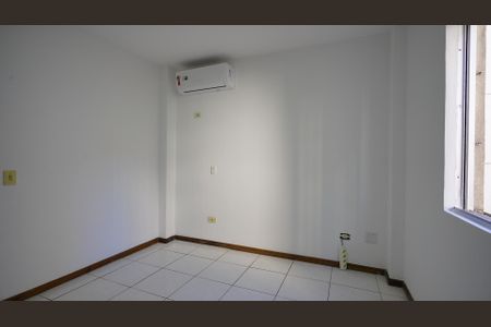 Apartamento para alugar com 82m², 3 quartos e 1 vagaSuite