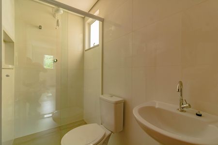 Banheiro Social de kitnet/studio para alugar com 1 quarto, 28m² em Jardim Oriental, São Paulo