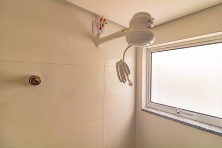 Studio para alugar com 32m², 1 quarto e sem vaga Studio para alugar com 32m², 1 quarto e sem vagaBanheiro Social