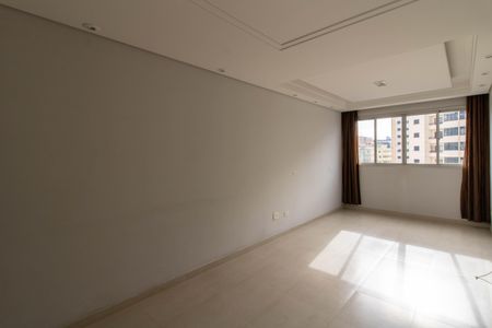 Apartamento para alugar com 76m², 2 quartos e 1 vagaSala