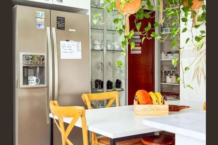 Apartamento à venda com 178m², 4 quartos e 2 vagasCozinha