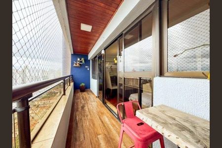 Apartamento à venda com 178m², 4 quartos e 2 vagasSacada