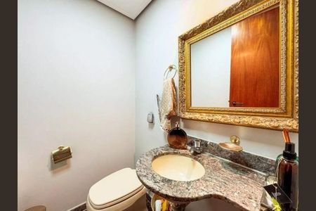 Apartamento à venda com 178m², 4 quartos e 2 vagasBanheiro