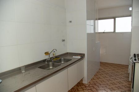 Apartamento à venda com 96m², 2 quartos e 1 vagaCozinha