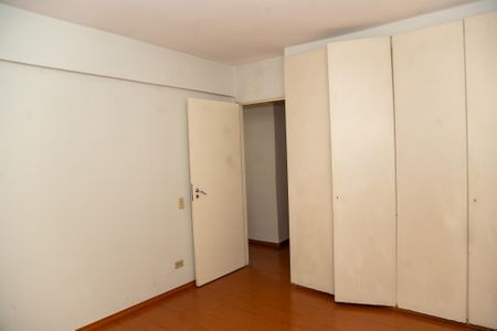 Apartamento à venda com 96m², 2 quartos e 1 vagaQuarto 2