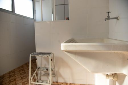 Apartamento à venda com 96m², 2 quartos e 1 vagaÁrea de Serviço