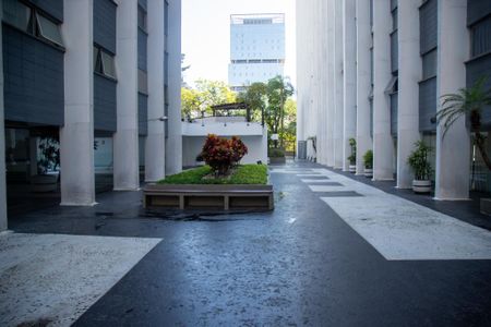 Apartamento à venda com 96m², 2 quartos e 1 vagaÁrea comum