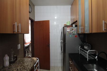 Apartamento à venda com 77m², 3 quartos e 1 vagaCozinha e Área de Serviço