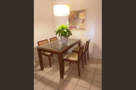 Apartamento à venda com 79m², 2 quartos e 1 vaga