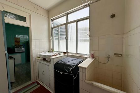 Apartamento à venda com 172m², 3 quartos e 1 vaga Apartamento à venda com 172m², 3 quartos e 1 vagaÁrea de Serviço