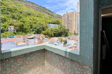 Apartamento à venda com 172m², 3 quartos e 1 vaga Apartamento à venda com 172m², 3 quartos e 1 vagaSacada