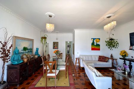 Apartamento à venda com 172m², 3 quartos e 1 vaga Apartamento à venda com 172m², 3 quartos e 1 vagaSala