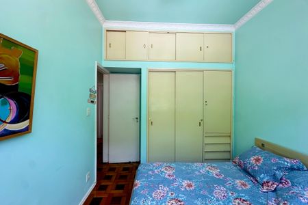 Apartamento à venda com 172m², 3 quartos e 1 vaga Apartamento à venda com 172m², 3 quartos e 1 vagaQuarto 2