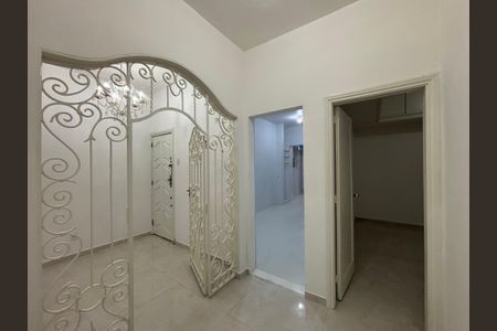 Apartamento à venda com 121m², 3 quartos e 1 vagaCorredores