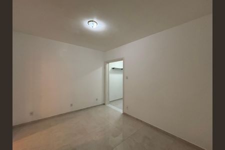 Apartamento à venda com 121m², 3 quartos e 1 vagaQuarto 2