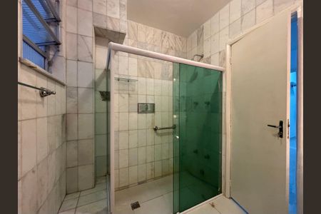 Apartamento à venda com 121m², 3 quartos e 1 vagaBanheiro da Suíte