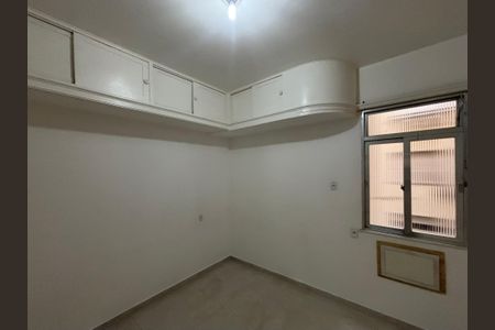 Apartamento à venda com 121m², 3 quartos e 1 vagaQuarto 2