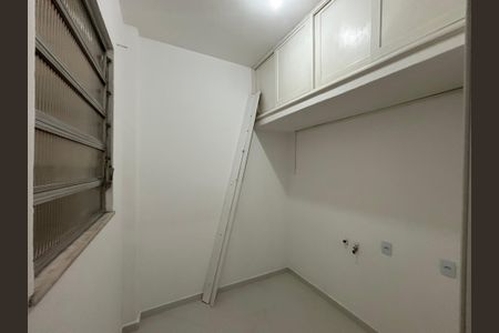 Apartamento à venda com 121m², 3 quartos e 1 vagaÁrea de serviço - quarto