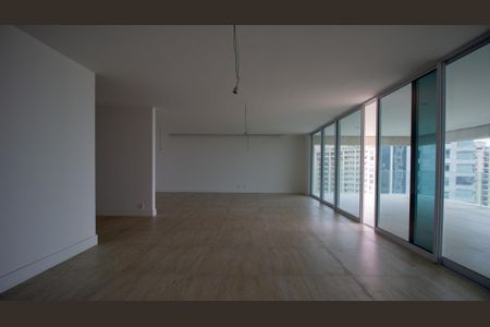 Apartamento à venda com 384m², 4 quartos e 5 vagasSala