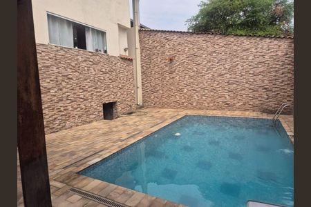 Casa à venda com 200m², 5 quartos e 2 vagas