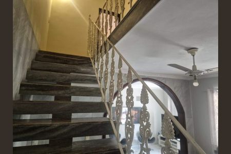 Casa à venda com 200m², 5 quartos e 2 vagas